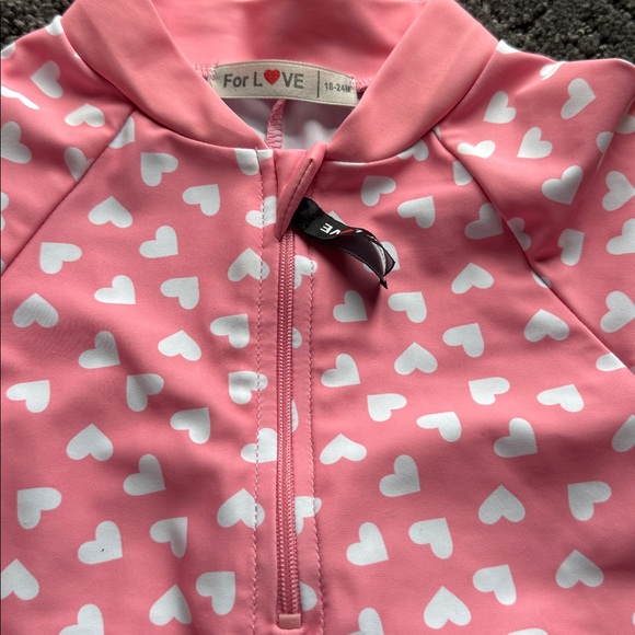 One Piece Rashguard - Picture 4 of 4